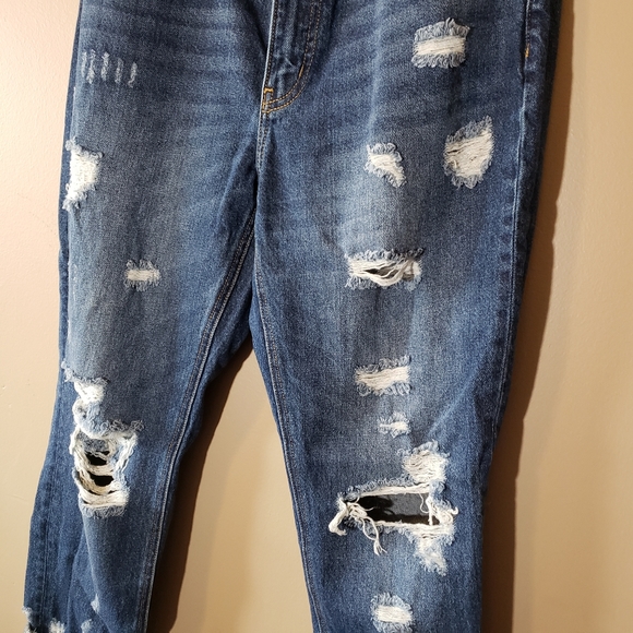 Kancan Distressed Boyfriend Jeans - Picture 8 of 11